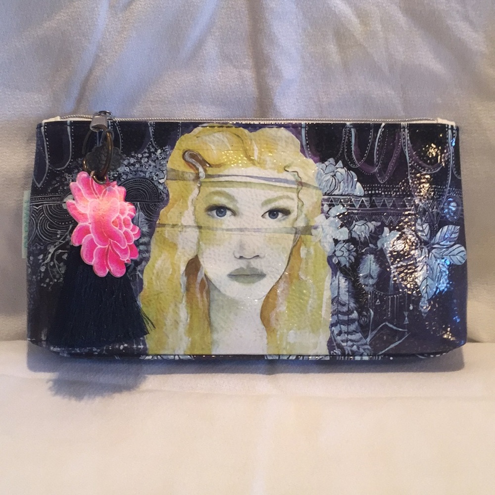 Papaya small zippered bag